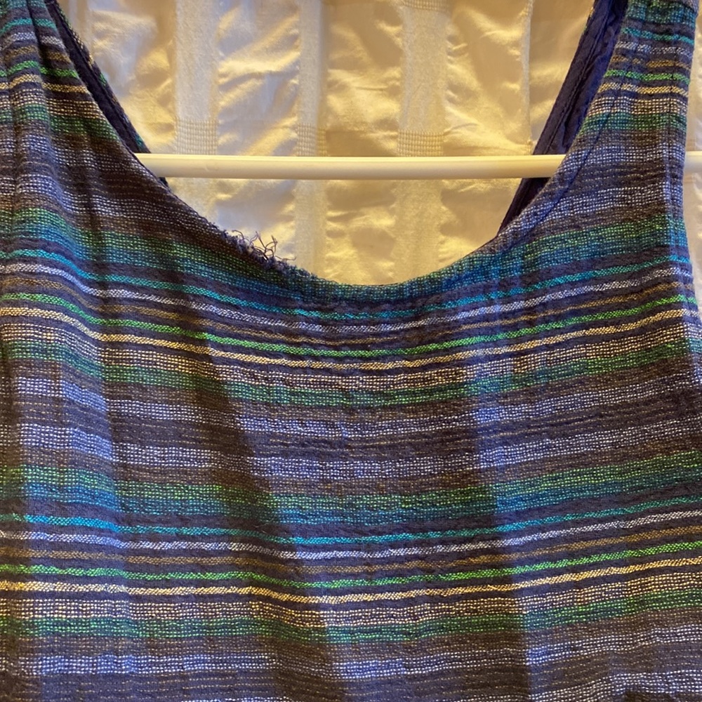 Cross-back linen Roxy dress - Picture 2 of 5